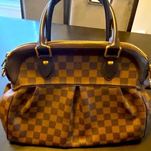 Louis Vuitton Purse